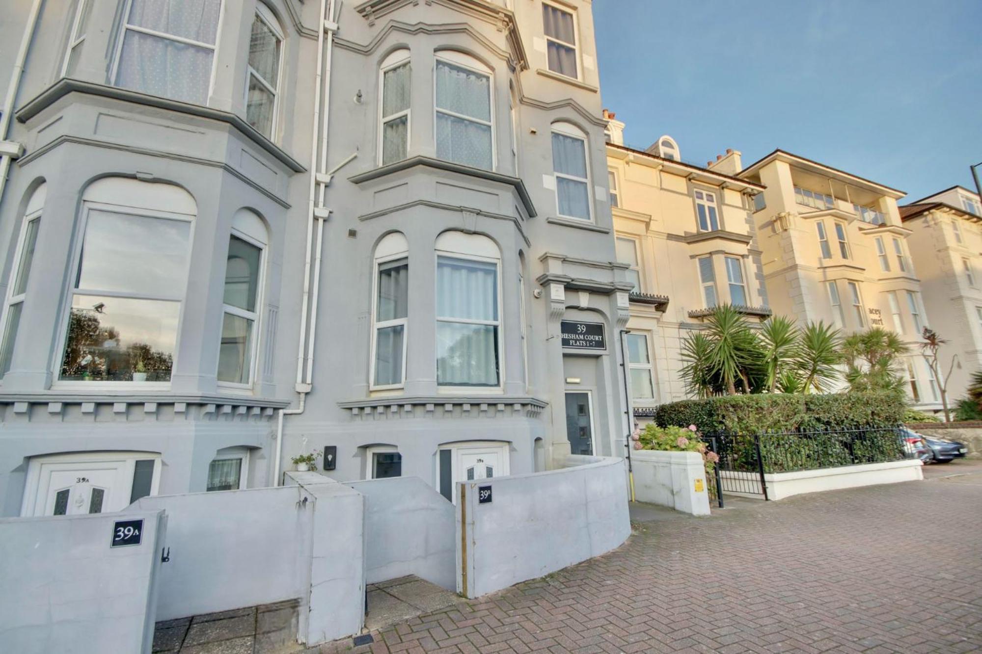 Southsea Getaway With Pool Table And Hot Tub Apartment Portsmouth