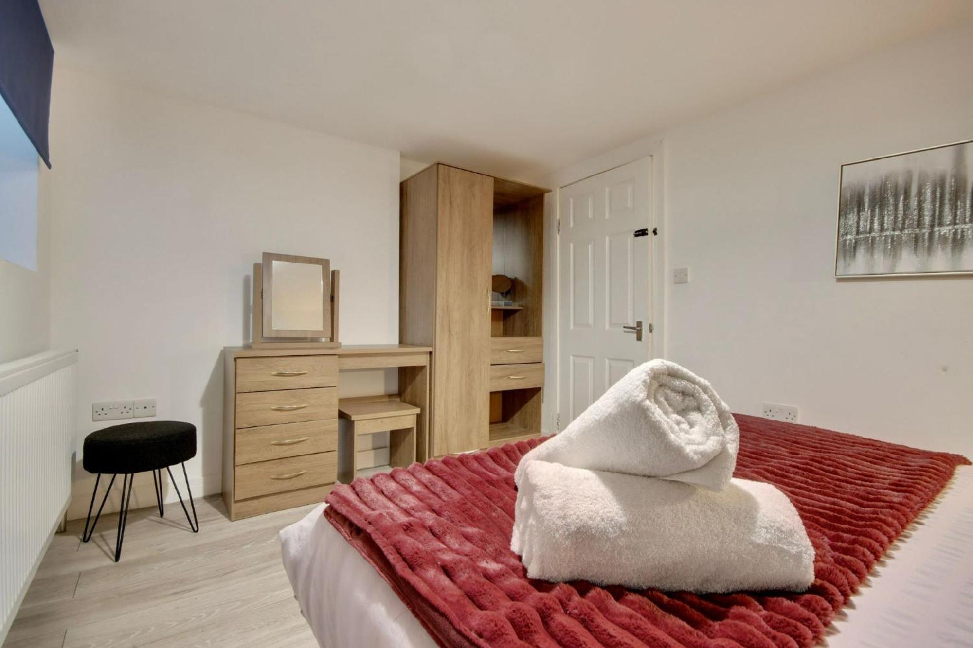 Apartment Southsea Getaway With Pool Table And Hot Tub Portsmouth