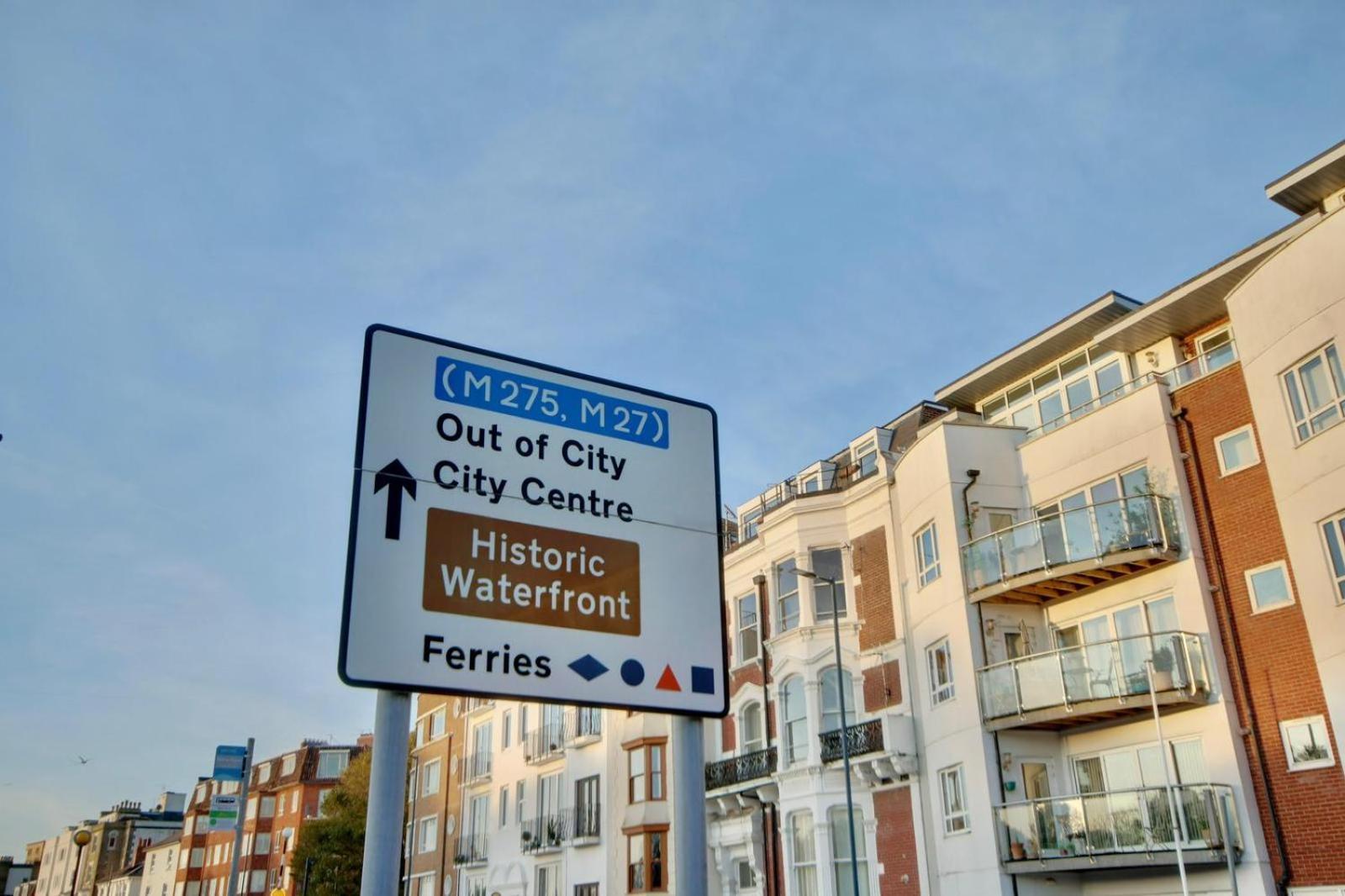 Southsea Getaway With Pool Table And Hot Tub Portsmouth
